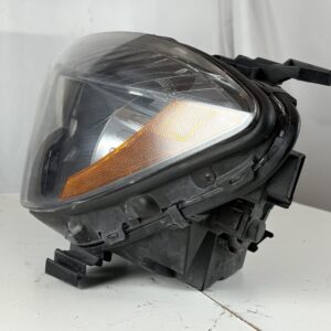 2014-2017 Mercedes-Benz CLA250 Driver Headlight - Image 7