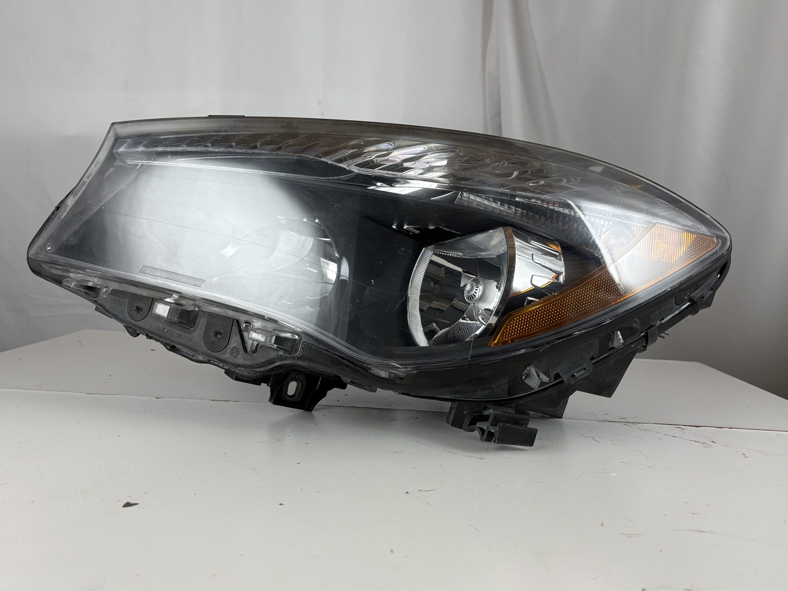 2014-2017 Mercedes-Benz CLA250 Driver Headlight