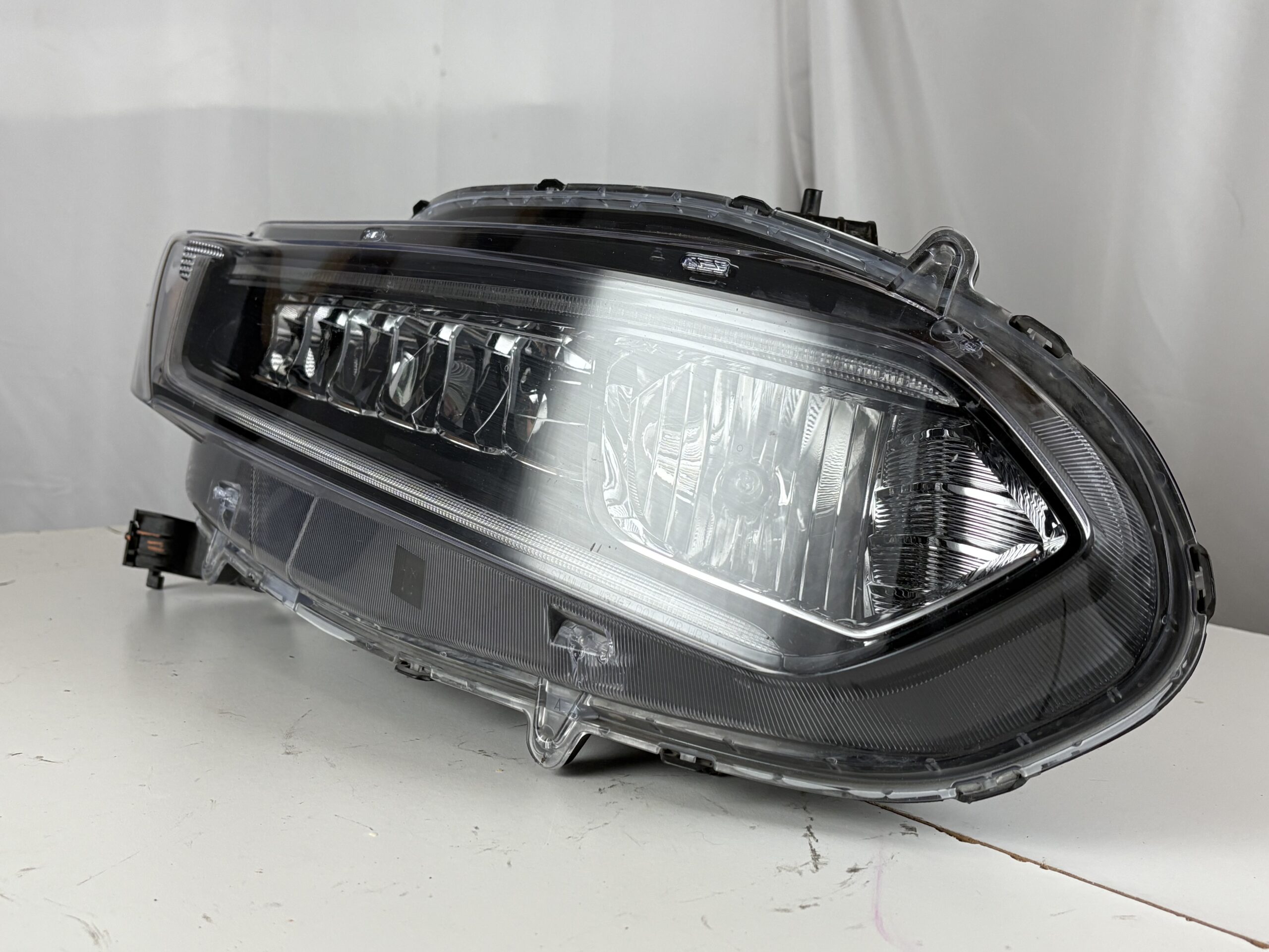 2018-2020 Honda Accord Passenger Headlight