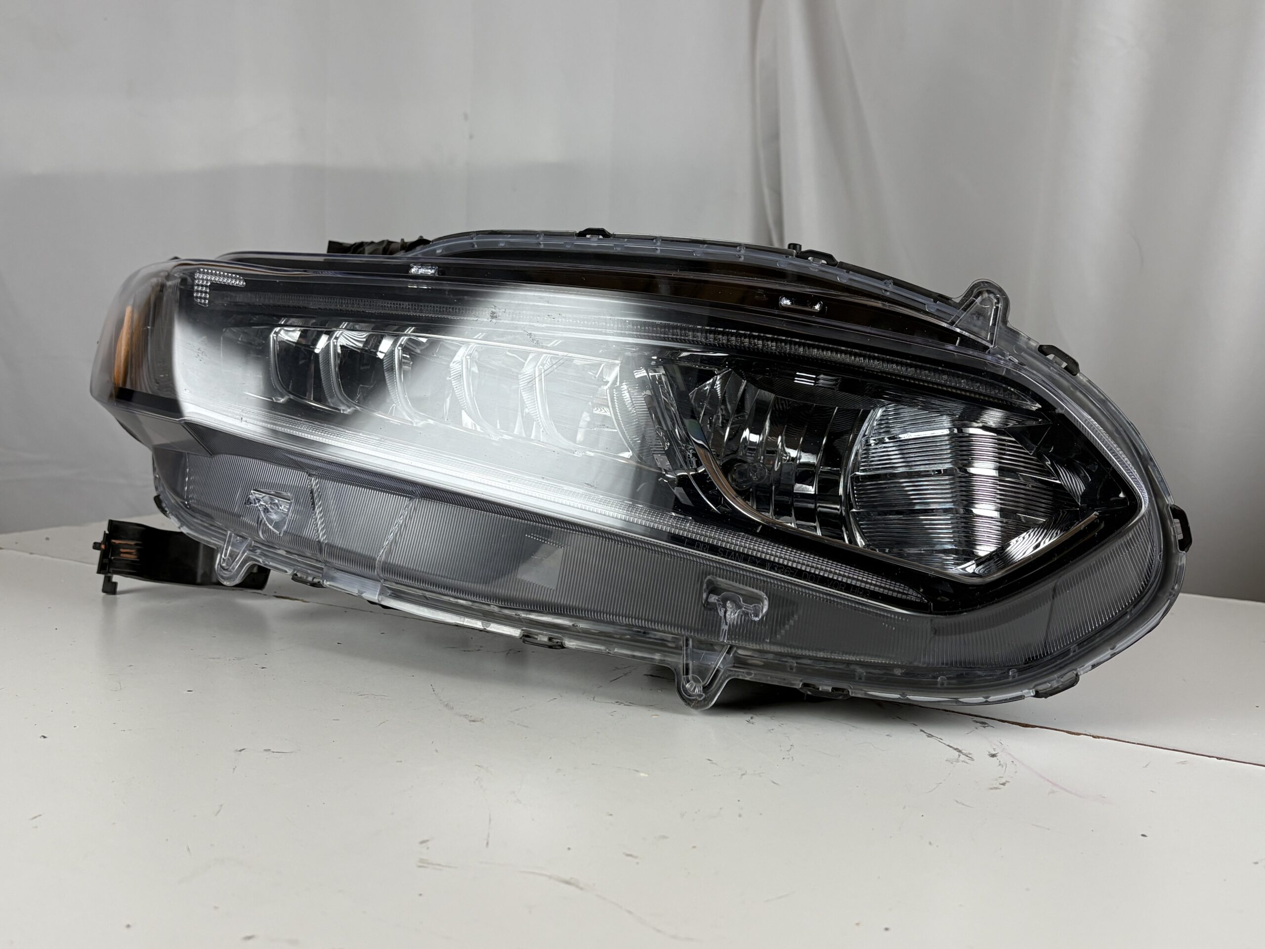 2018-2020 Honda Accord Passenger Headlight