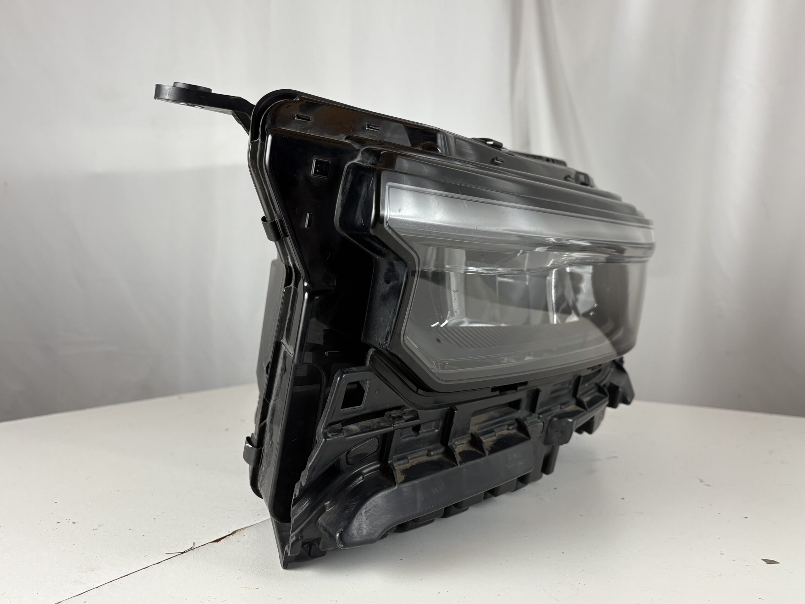 2021-2024 Jeep Grand Cherokee Driver Headlight