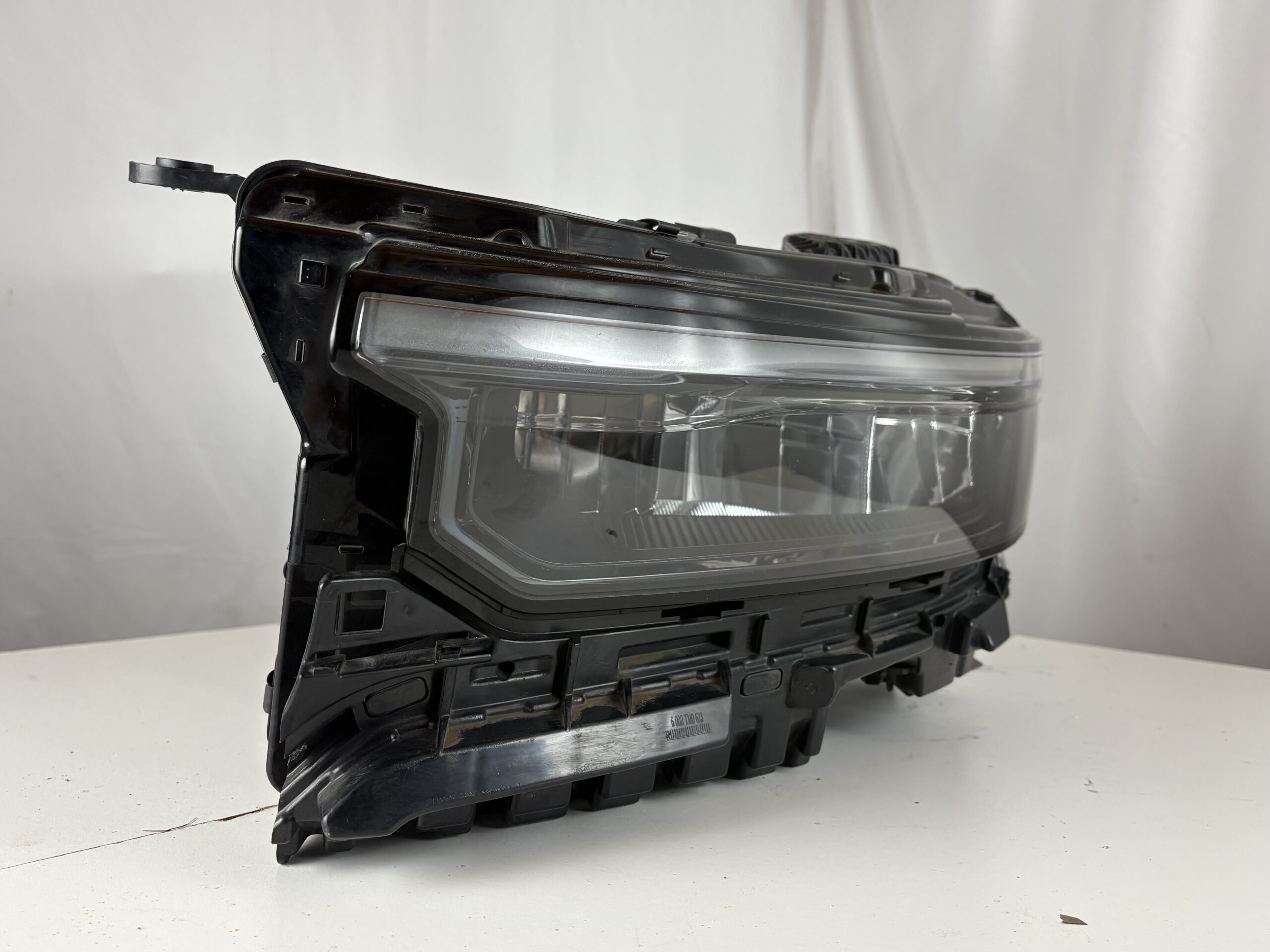 2021-2024 Jeep Grand Cherokee Driver Headlight
