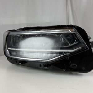 2022-2025 Volkswagen Tiguan Passenger Headlight - Image 4