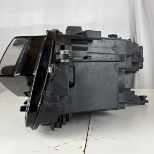 2022-2025 Volkswagen Tiguan Passenger Headlight - Image 16