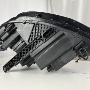 2022-2025 Volkswagen Tiguan Passenger Headlight - Image 17