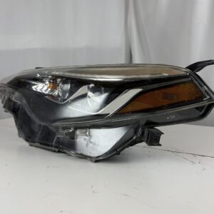 2017-2019 Toyota Corolla Driver Headlight - Image 3