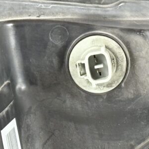 2017-2019 Toyota Corolla Driver Headlight - Image 18
