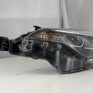 2017-2019 Toyota Corolla Driver Headlight - Image 16