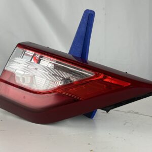 2018-2021 Chevrolet Traverse Driver Inner Taillight - Image 4