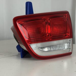 2016-2018 Kia Sorento Passenger Inner Taillight - Image 3