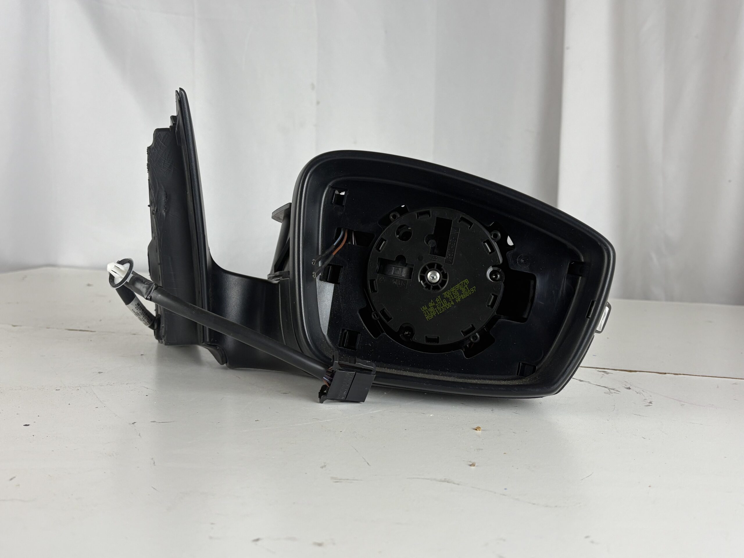 2011-2018 Volkswagen Jetta Passenger Side Mirror