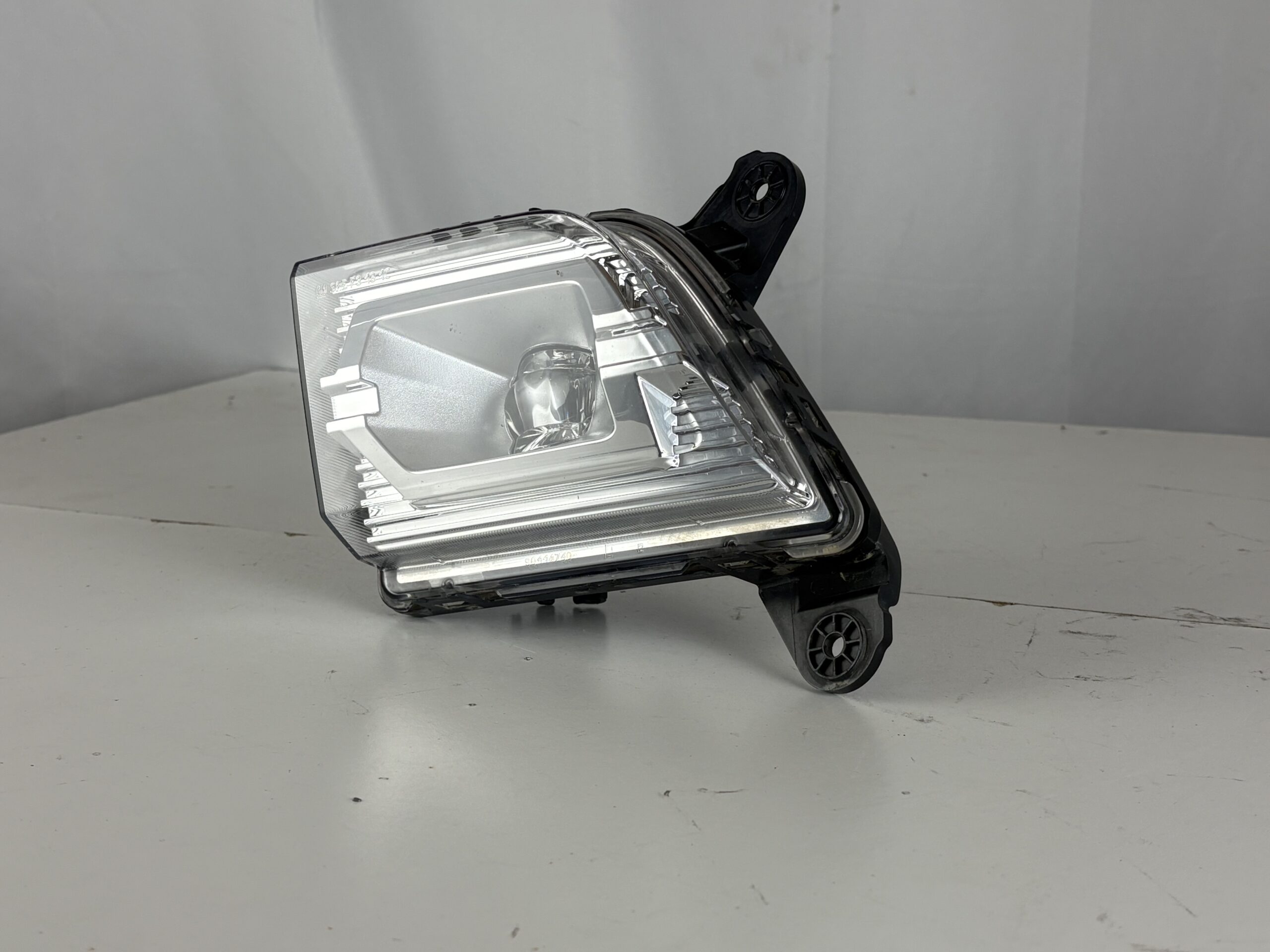 2019-2022 Chevrolet Silverado 1500 Driver Side Fog Light