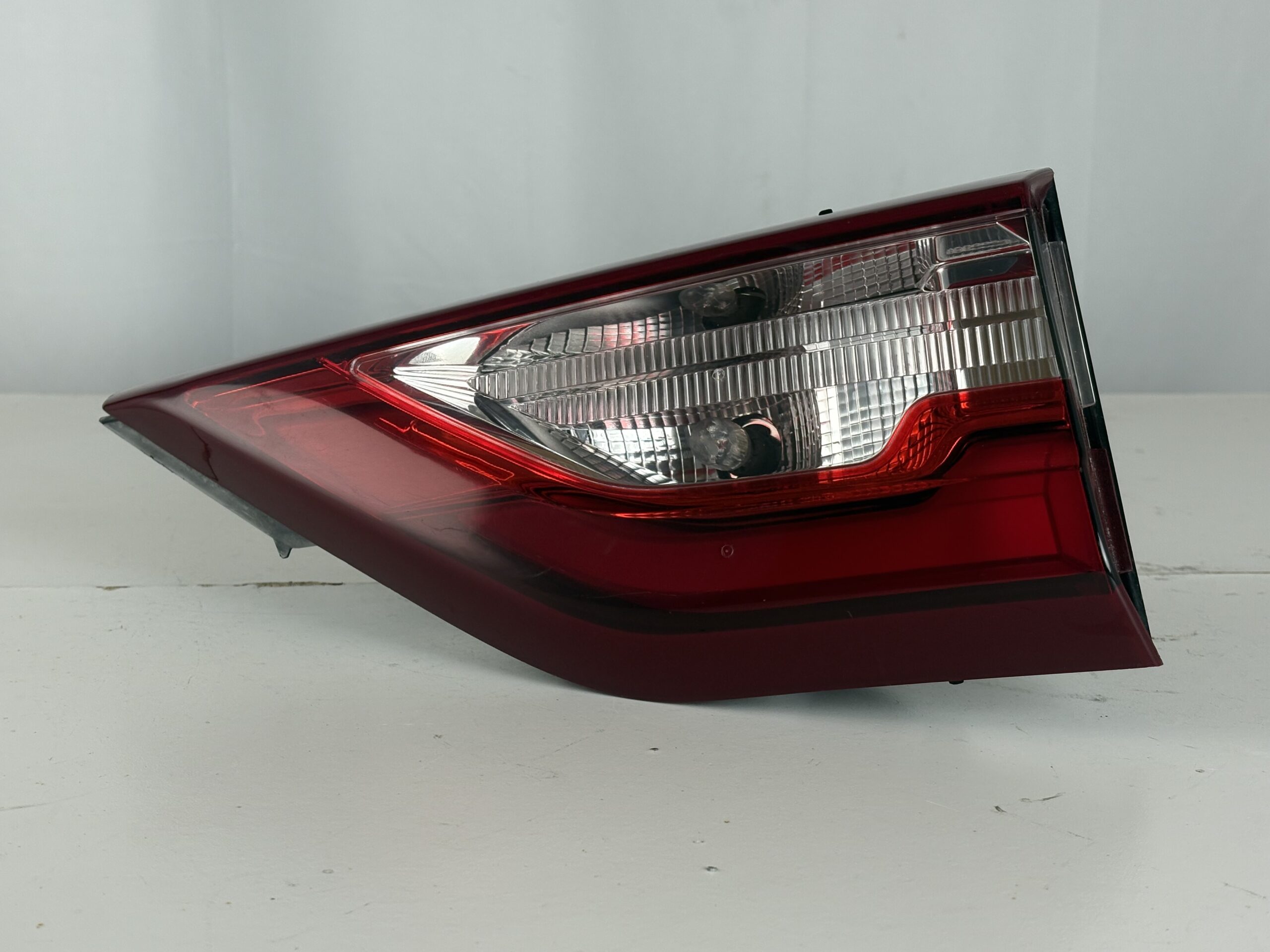 2018-2021 Chevrolet Traverse Passenger Inner Taillight