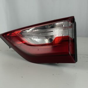 2018-2021 Chevrolet Traverse Passenger Inner Taillight - Image 4