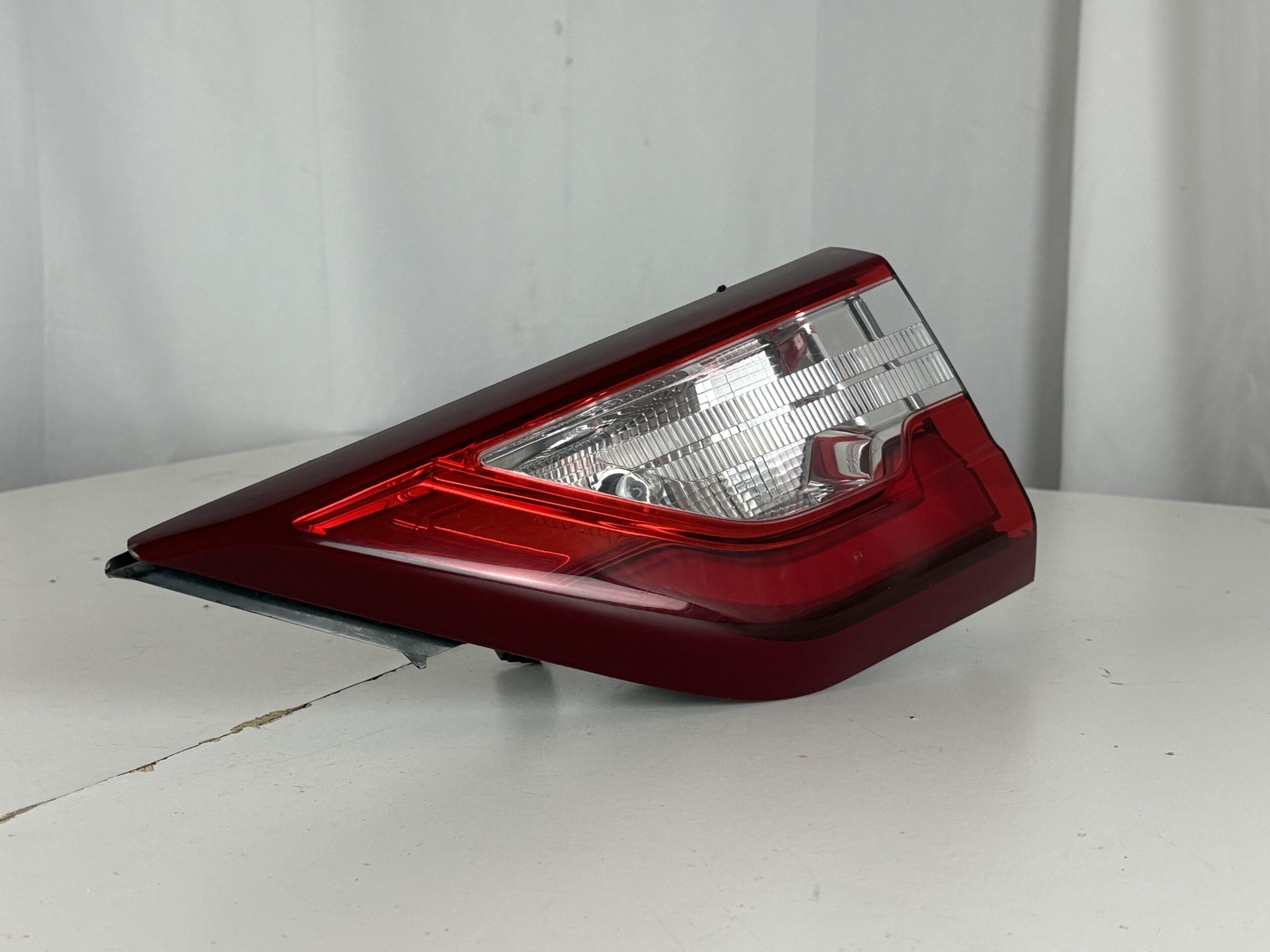 2018-2021 Chevrolet Traverse Passenger Inner Taillight