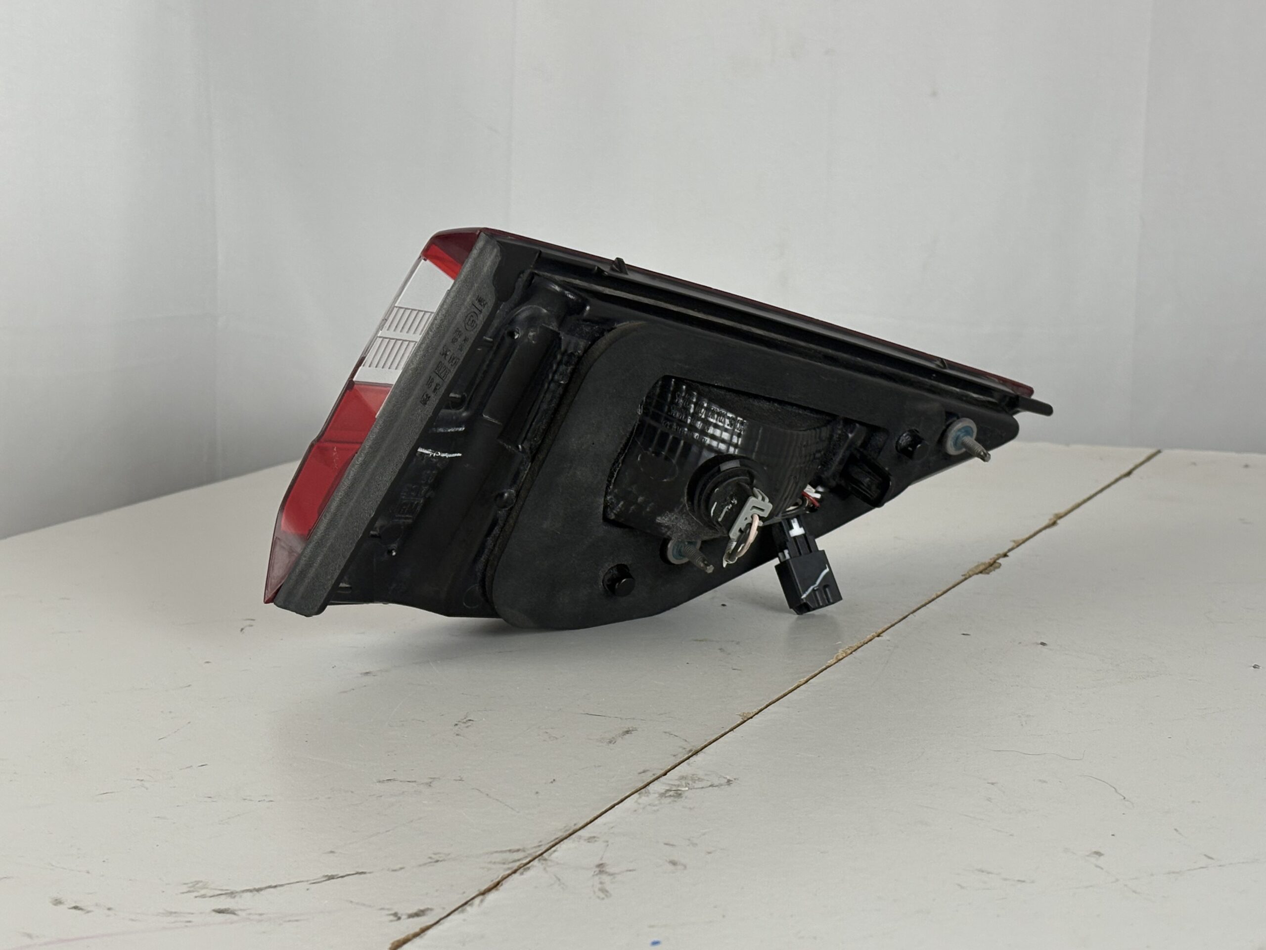 2018-2021 Chevrolet Traverse Passenger Inner Taillight