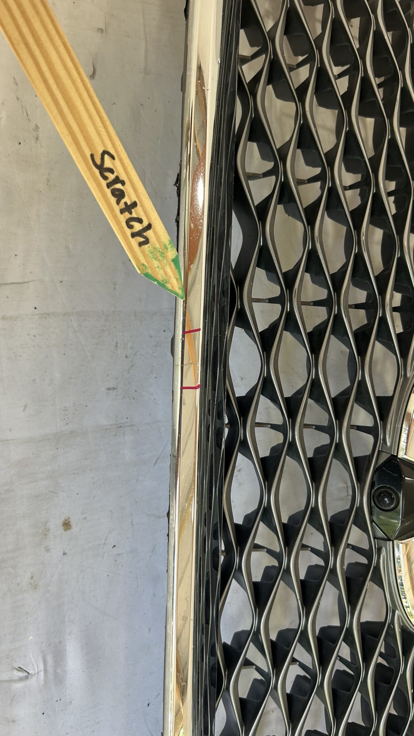 2018-2020 Infiniti  QX80 Grille W/ camera