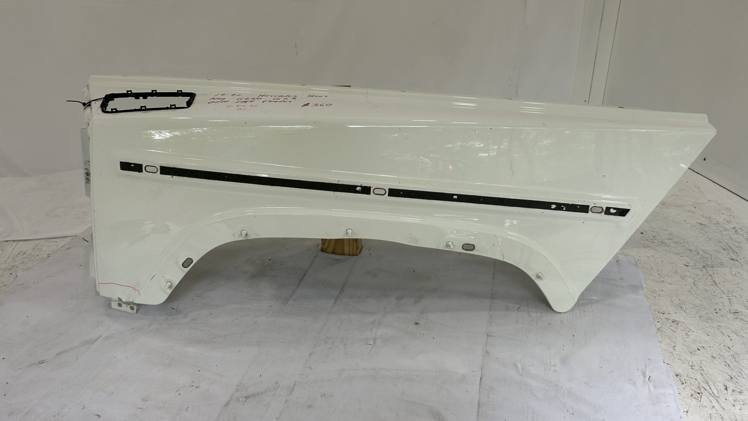 2019-2026 Mercedes Benz AMG G550 - G63 Driver Side Fender