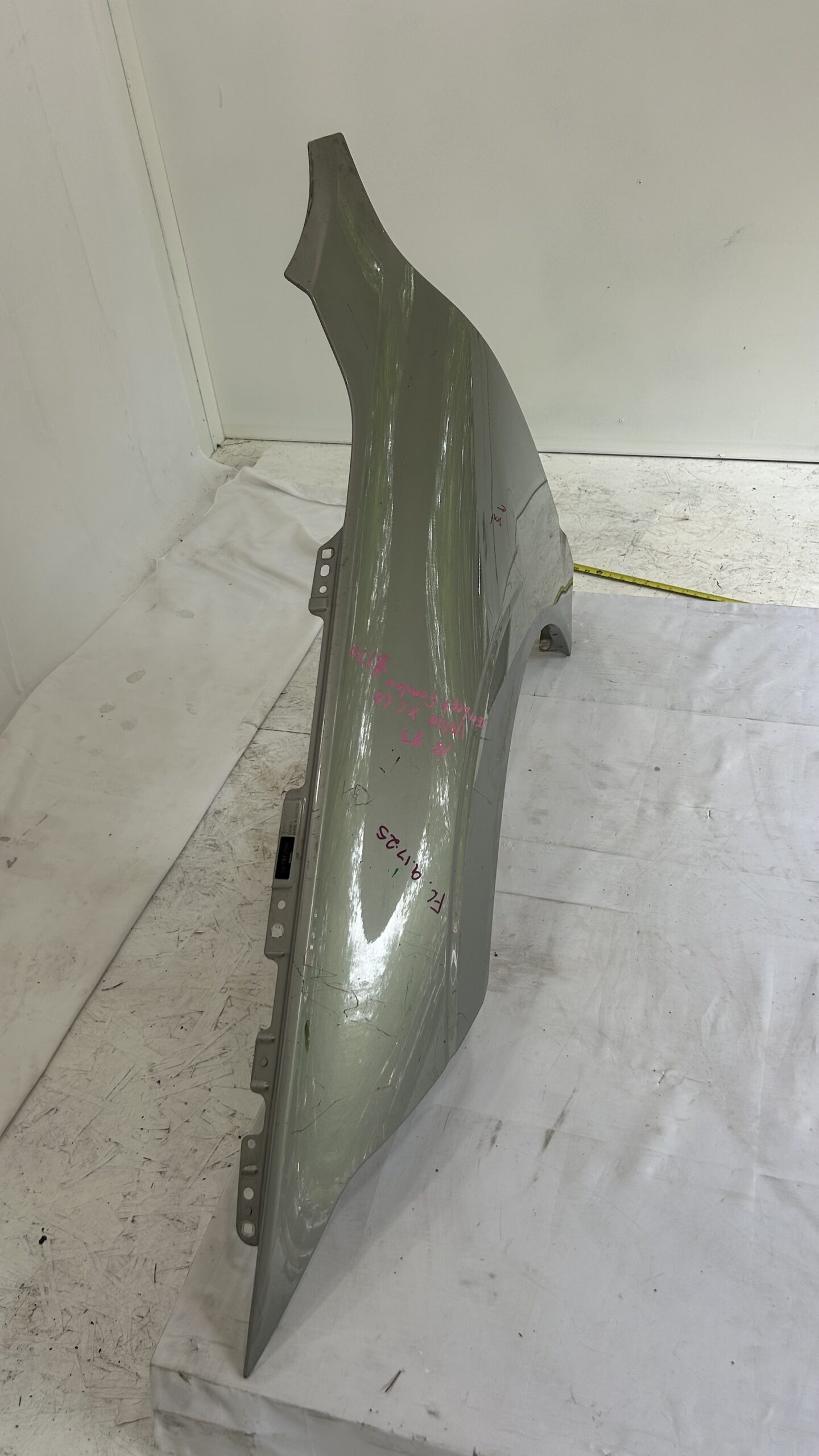 2018-2025 Volvo XC60 Driver Side Fender