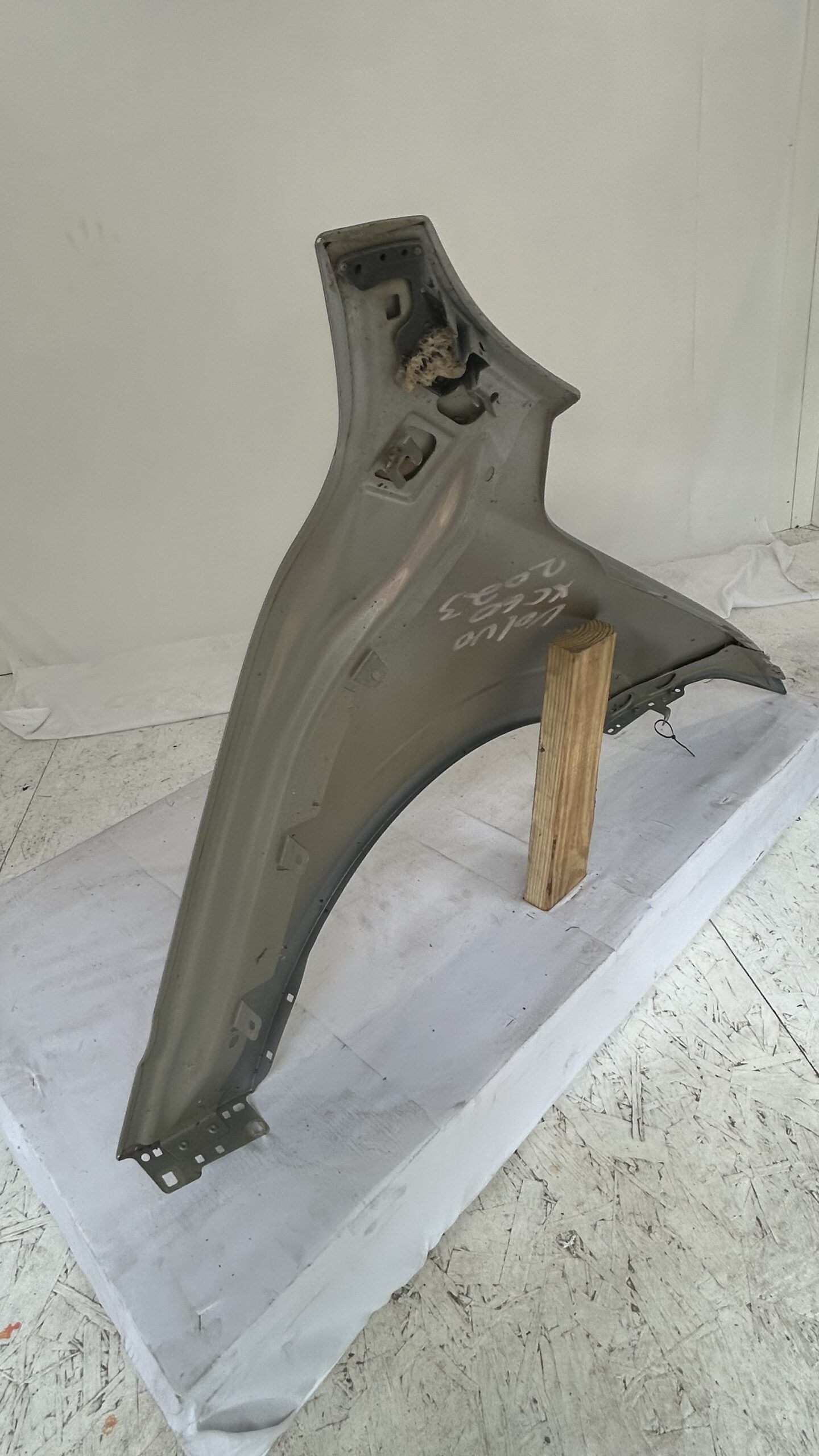 2018-2025 Volvo XC60 Driver Side Fender
