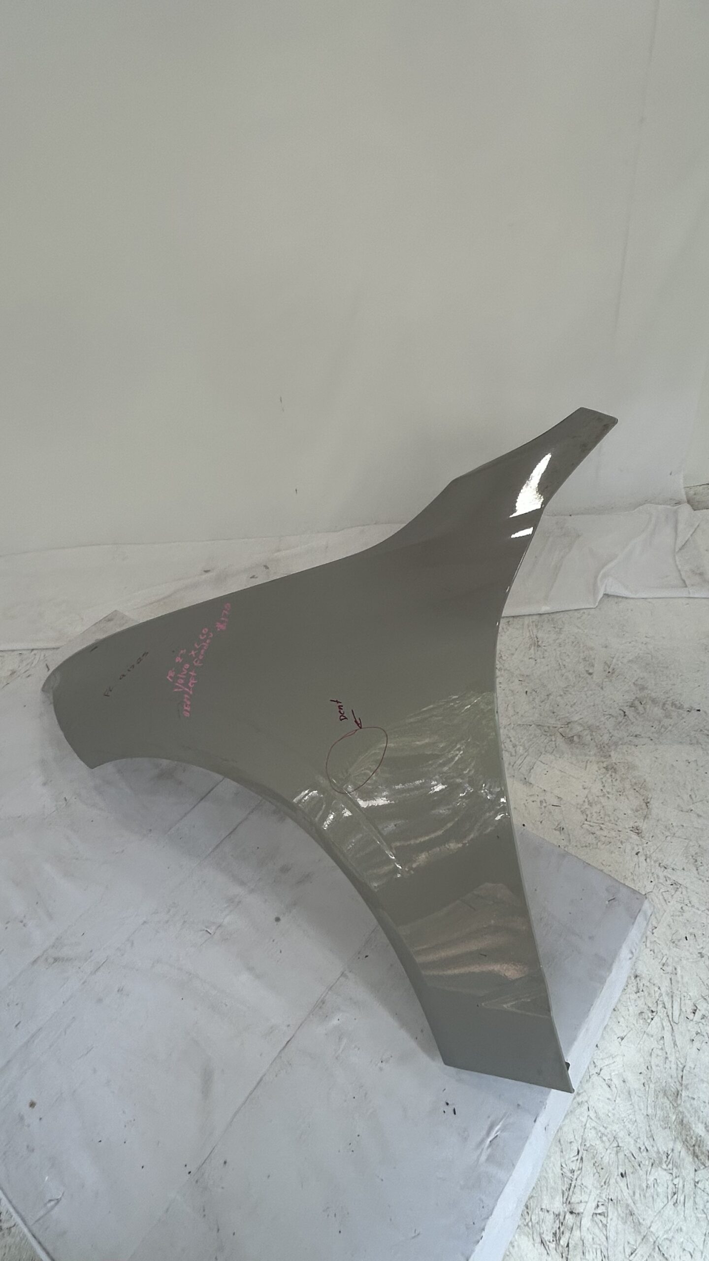 2018-2025 Volvo XC60 Driver Side Fender