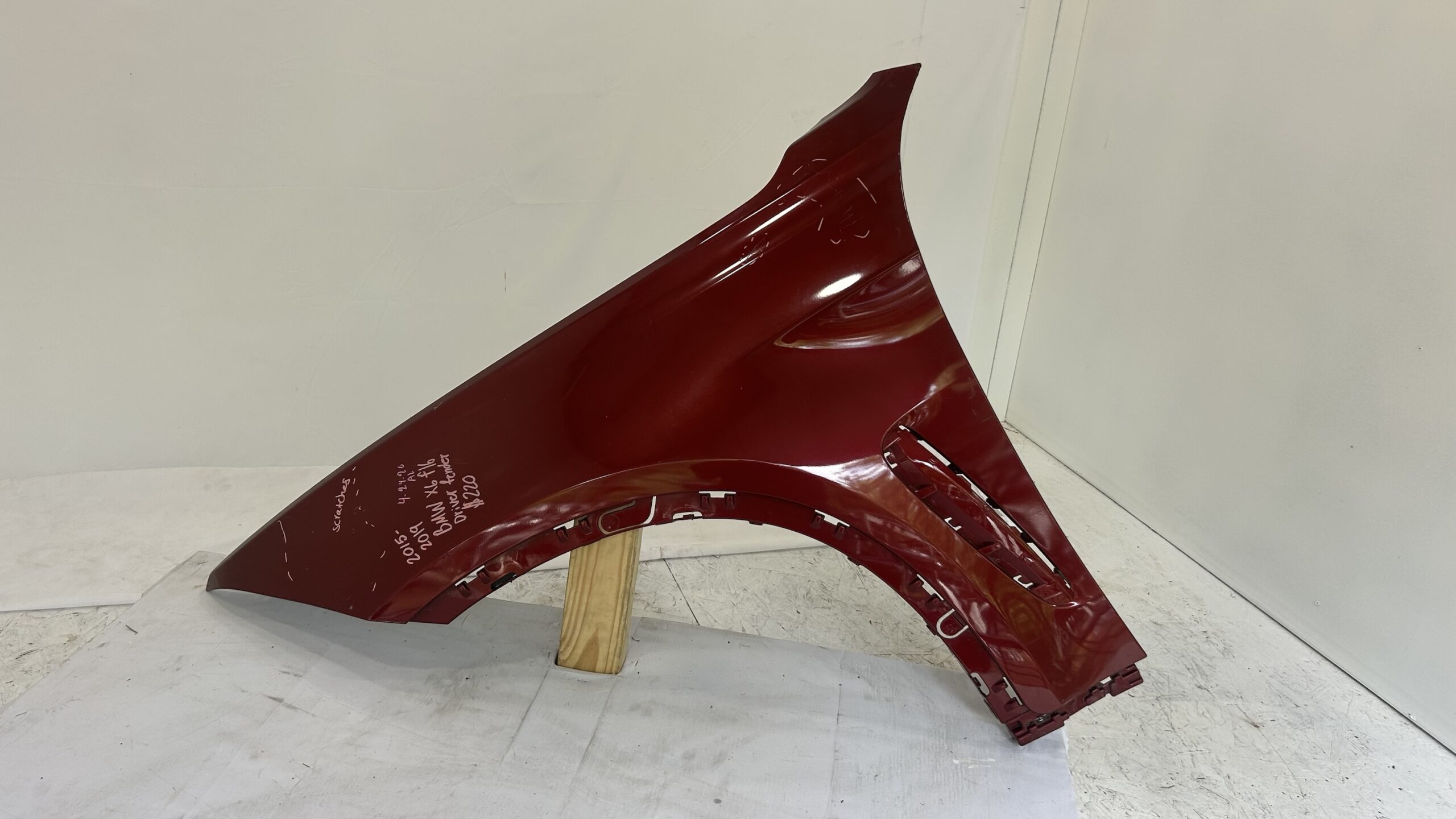 2015-2019 BMW  X6  F16  Driver Side Fender