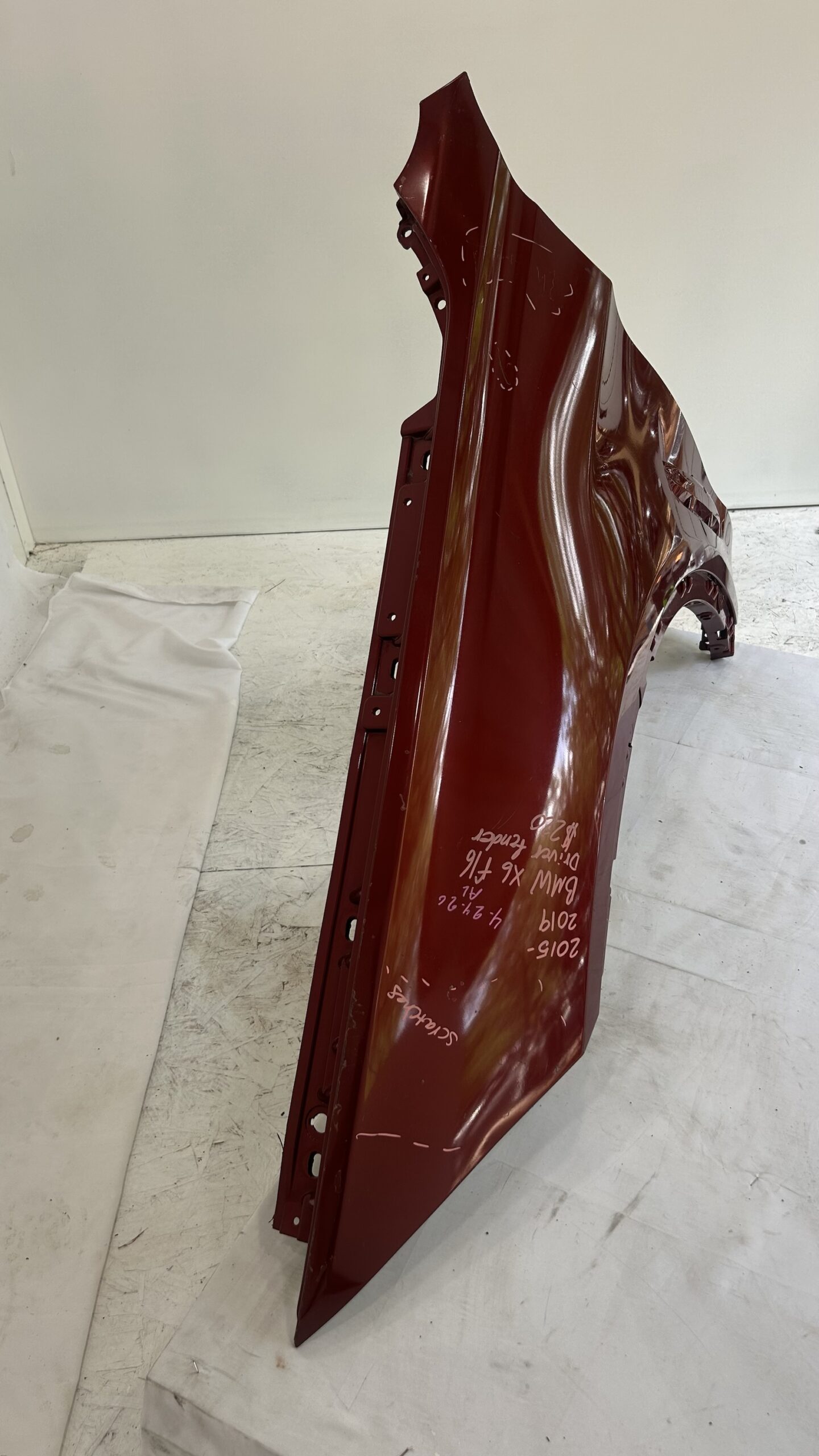 2015-2019 BMW  X6  F16  Driver Side Fender