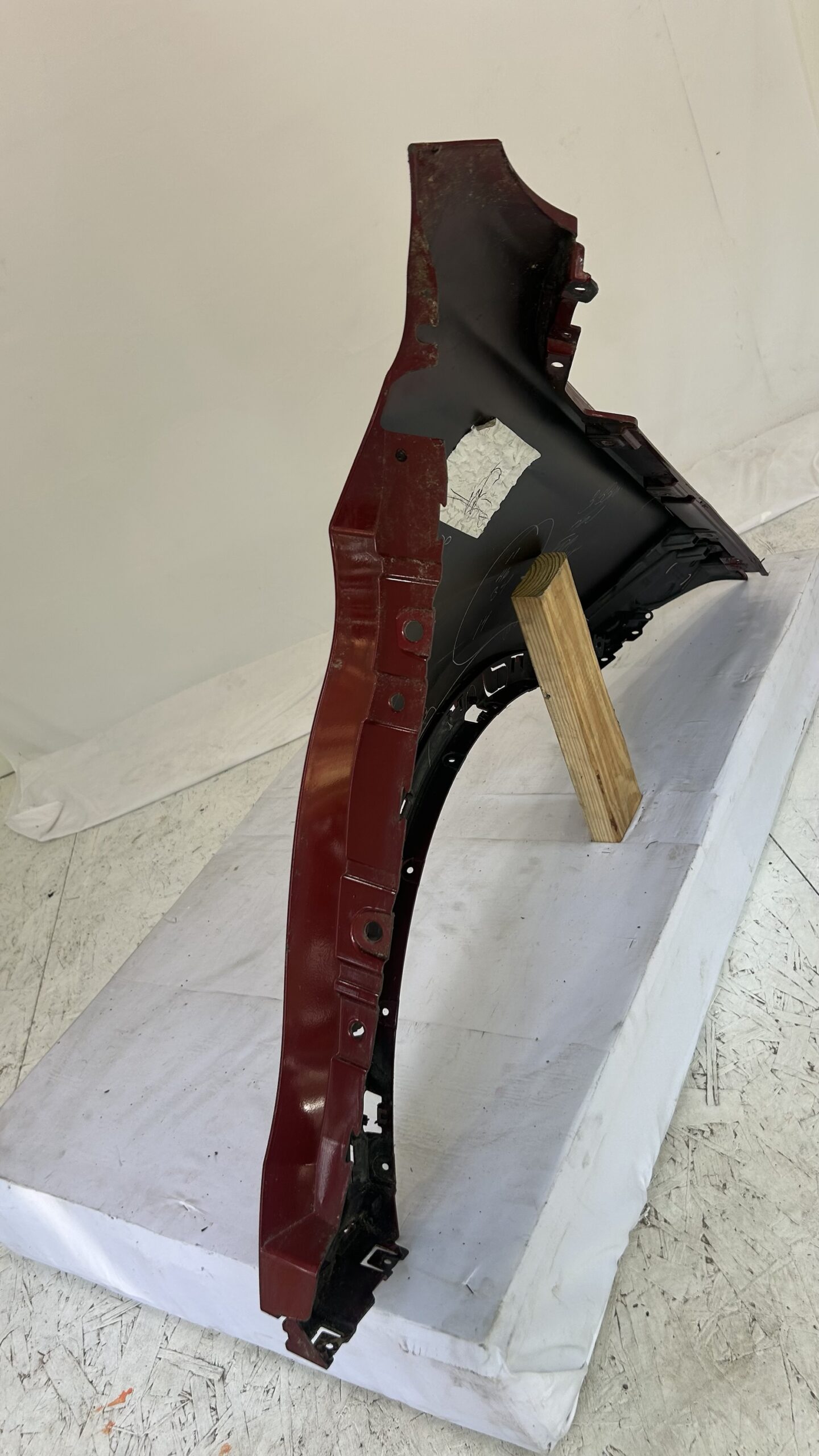 2015-2019 BMW  X6  F16  Driver Side Fender