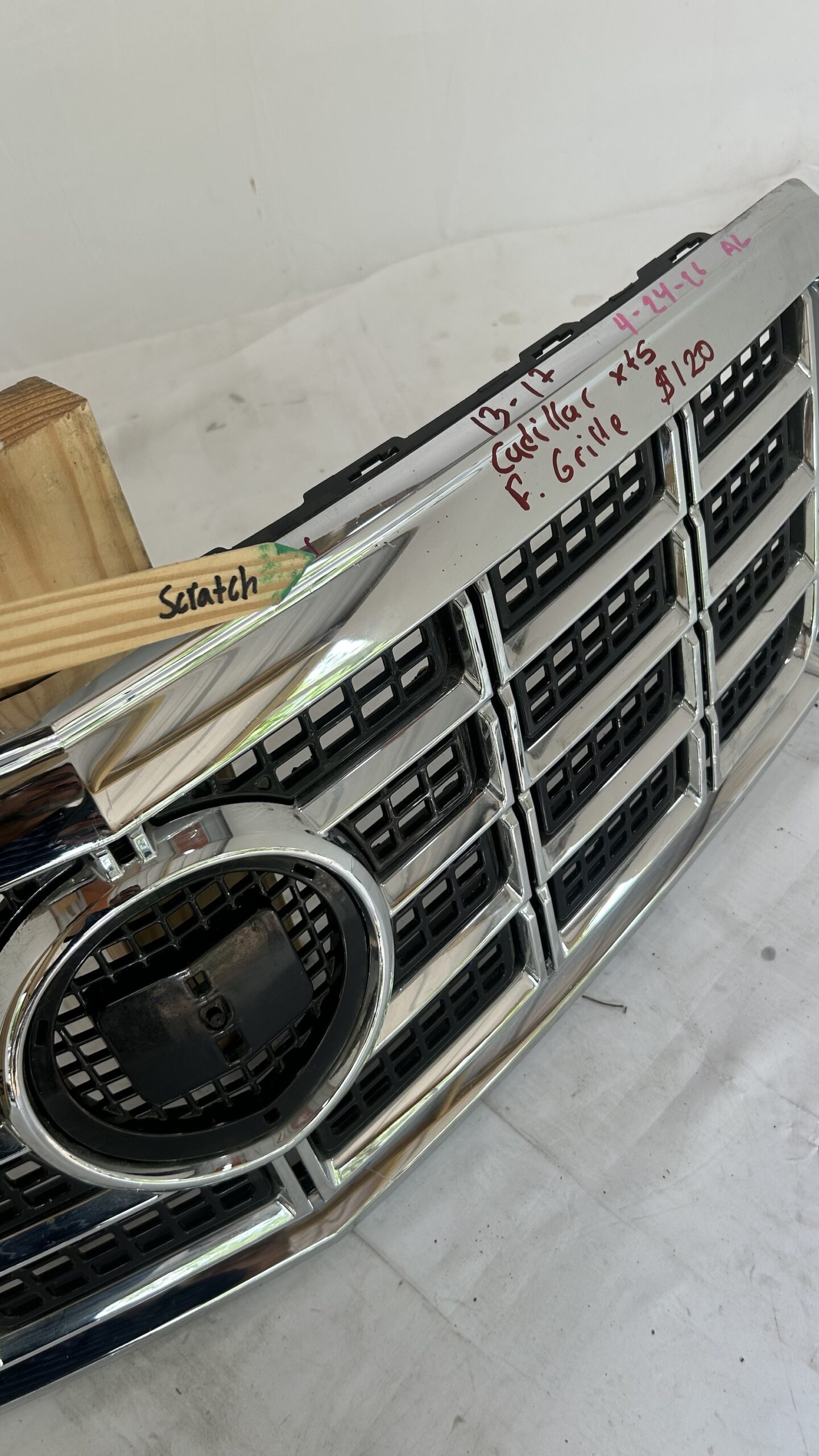 2013-2017 Cadillac  XTS Grille