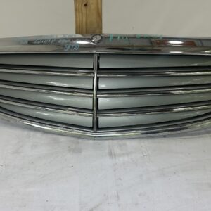 2015-2018 Mercedes Benz C class C300 luxury Grille