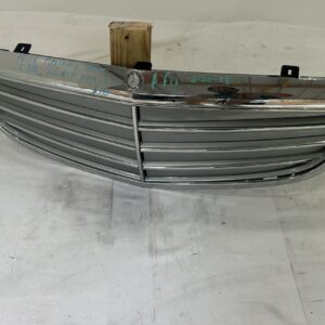 2015-2018 Mercedes Benz C class C300 luxury Grille - Image 3