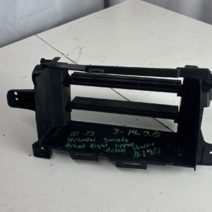 2020-2022 Hyundai Sonata Hybrid right upper Active Shutter - Image 5