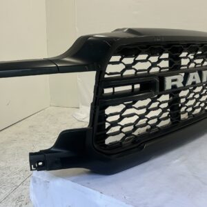 2019-2024 Dodge Ram 2500 - 3500  Grille - Image 11