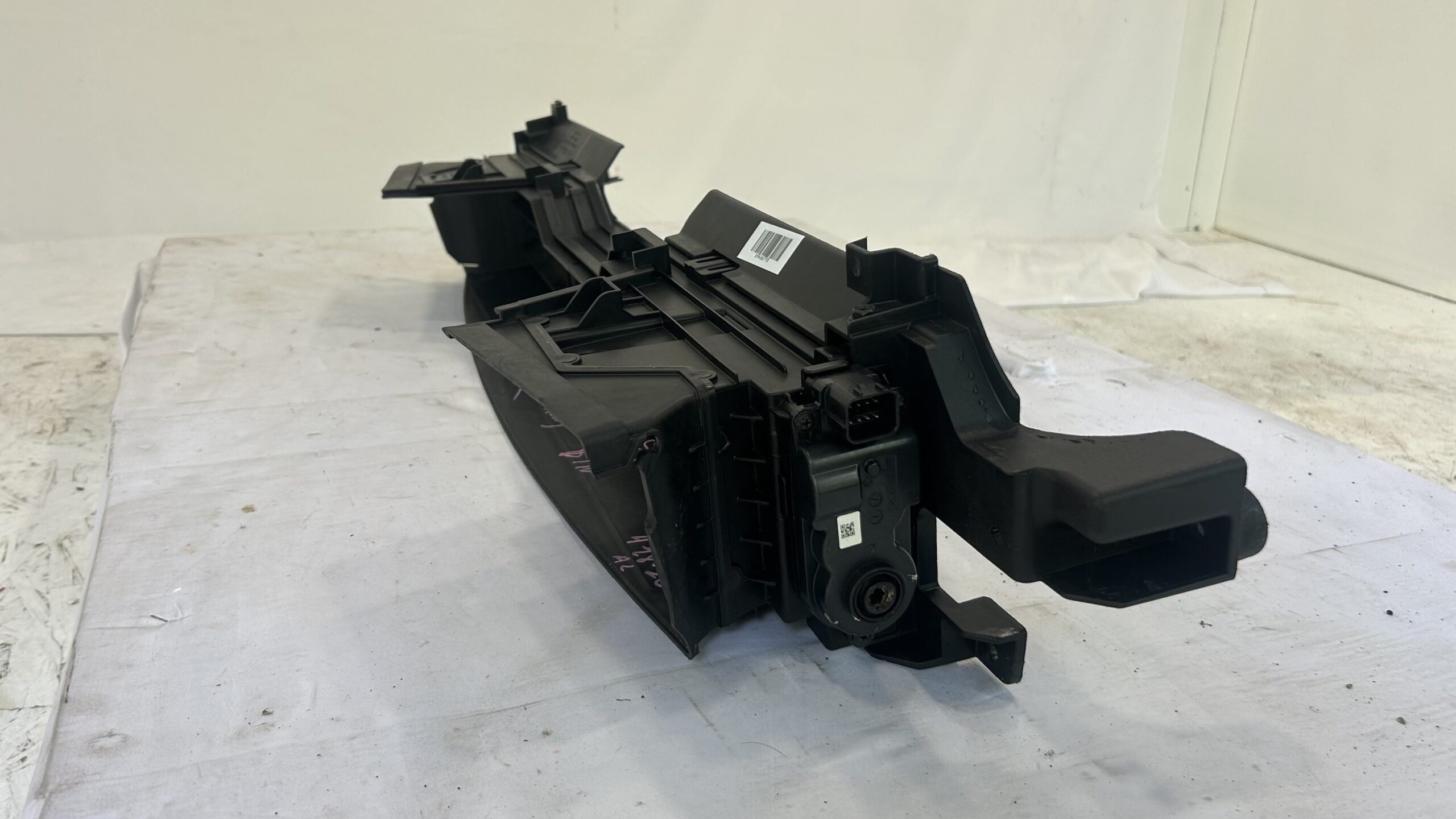 2020-2023 Hyundai Sonata Hybrid Shutter