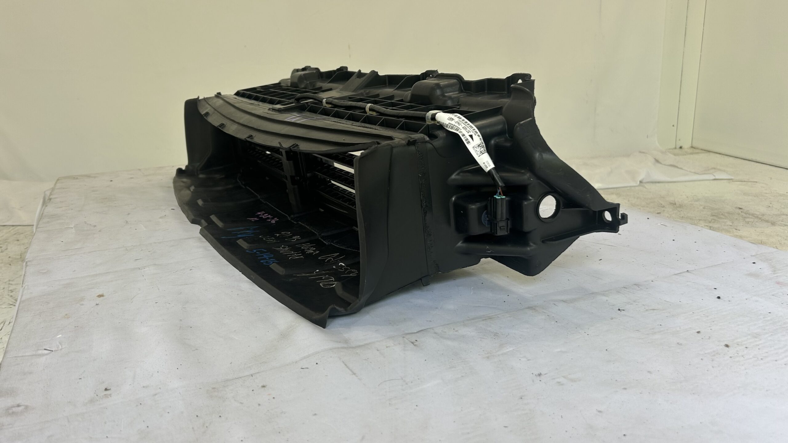2020-2025 Honda Odyssey Shutter