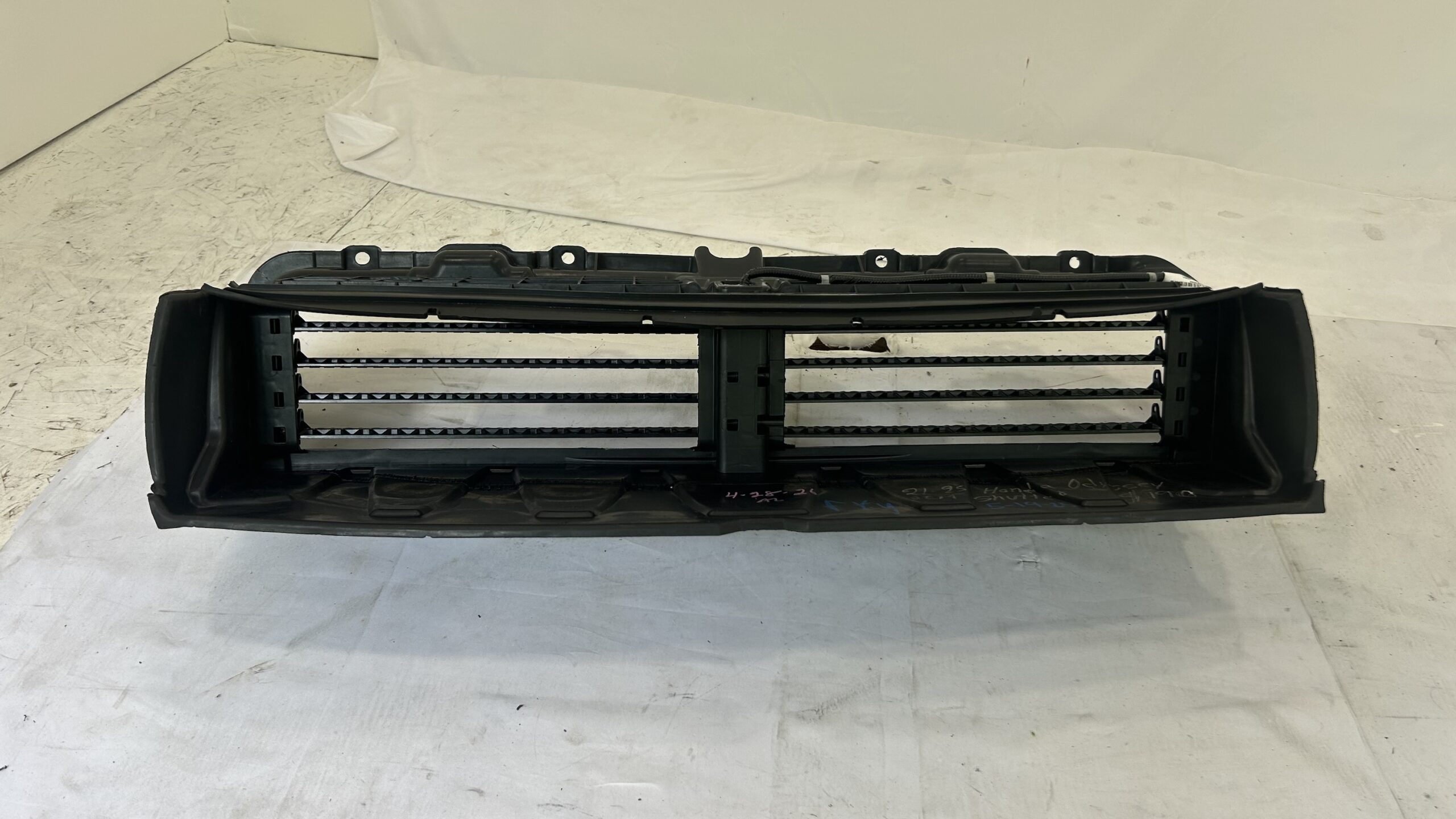 2020-2025 Honda Odyssey Shutter