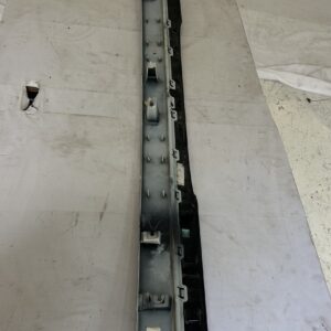 2022-2024  Ford  Expedition Liftgate Center Molding - Image 4