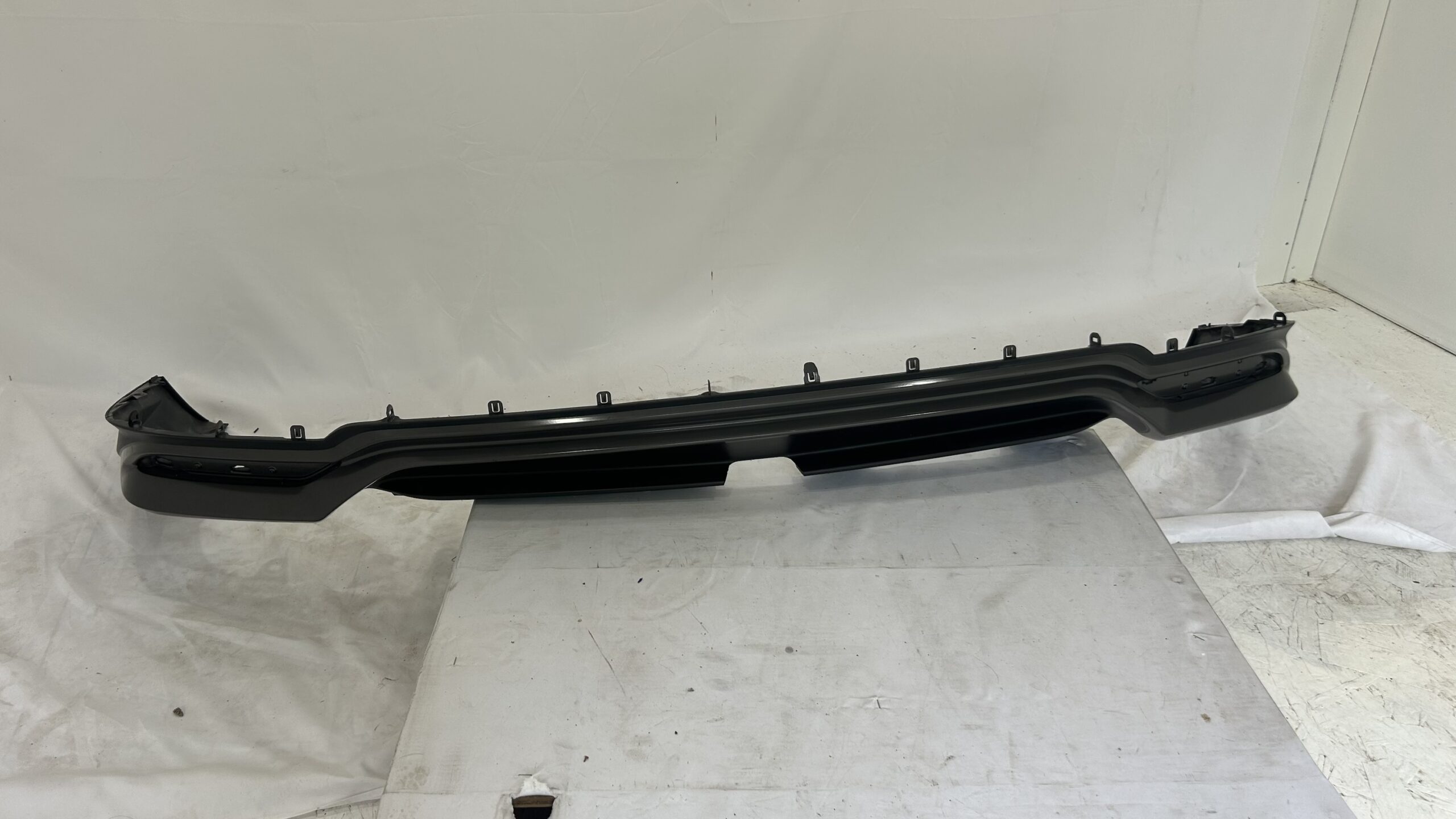 2016-2018 Lexus  RX450 rear bumper lower valance