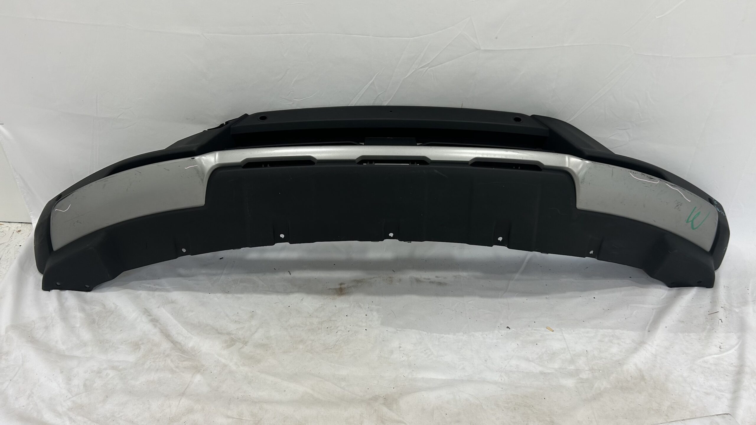 2020-2025 Ford Explorer Front bumper lower valance