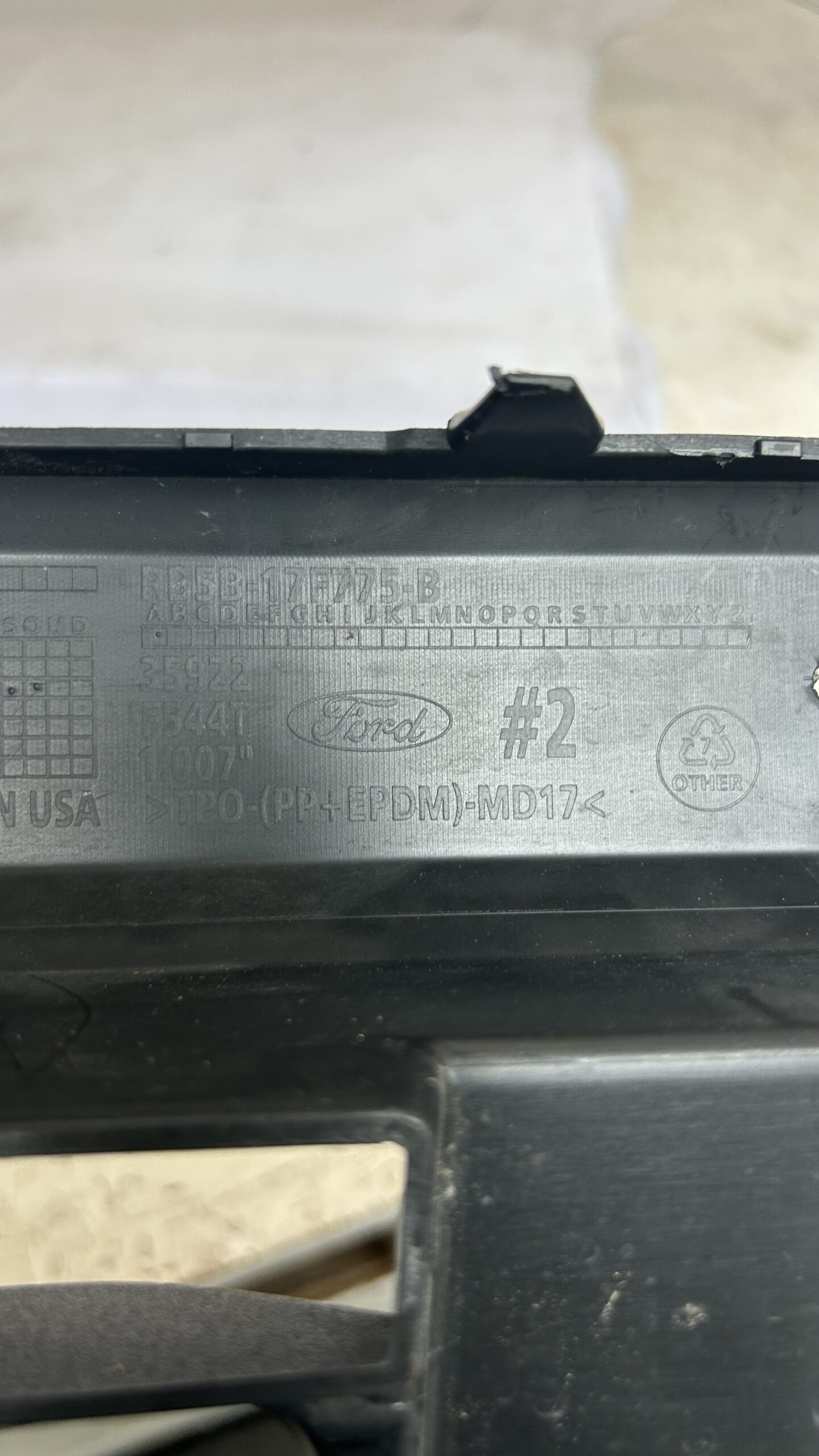 2020-2025 Ford Explorer Front bumper lower valance