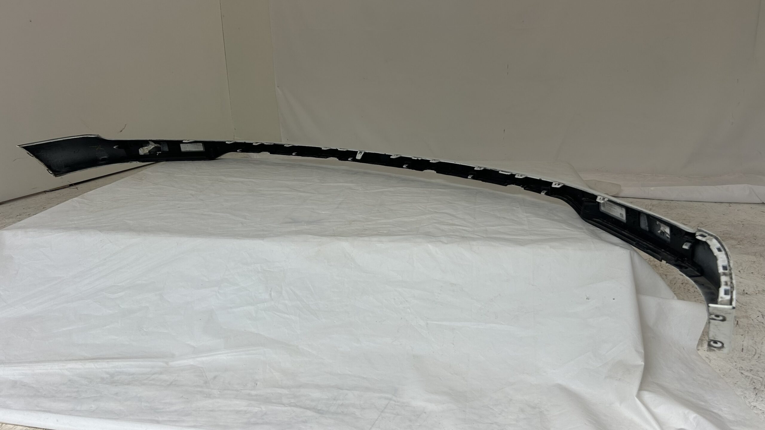 2024-2026 Ford F-150  front bumper upper Pad