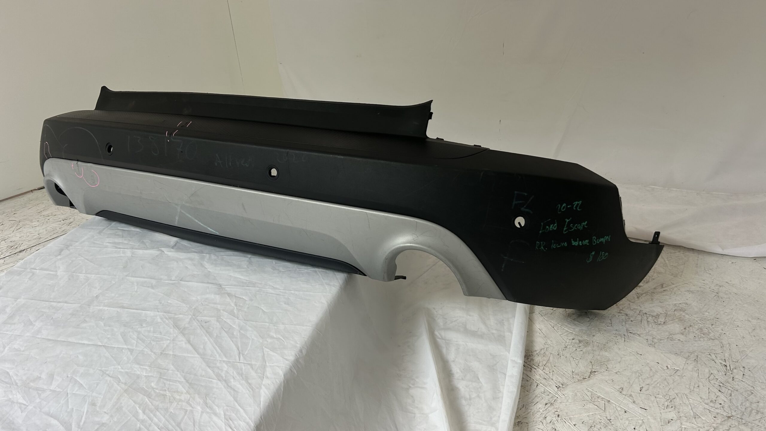 2020-2024 Ford Escape Rear Bumper W/ Silver park assist