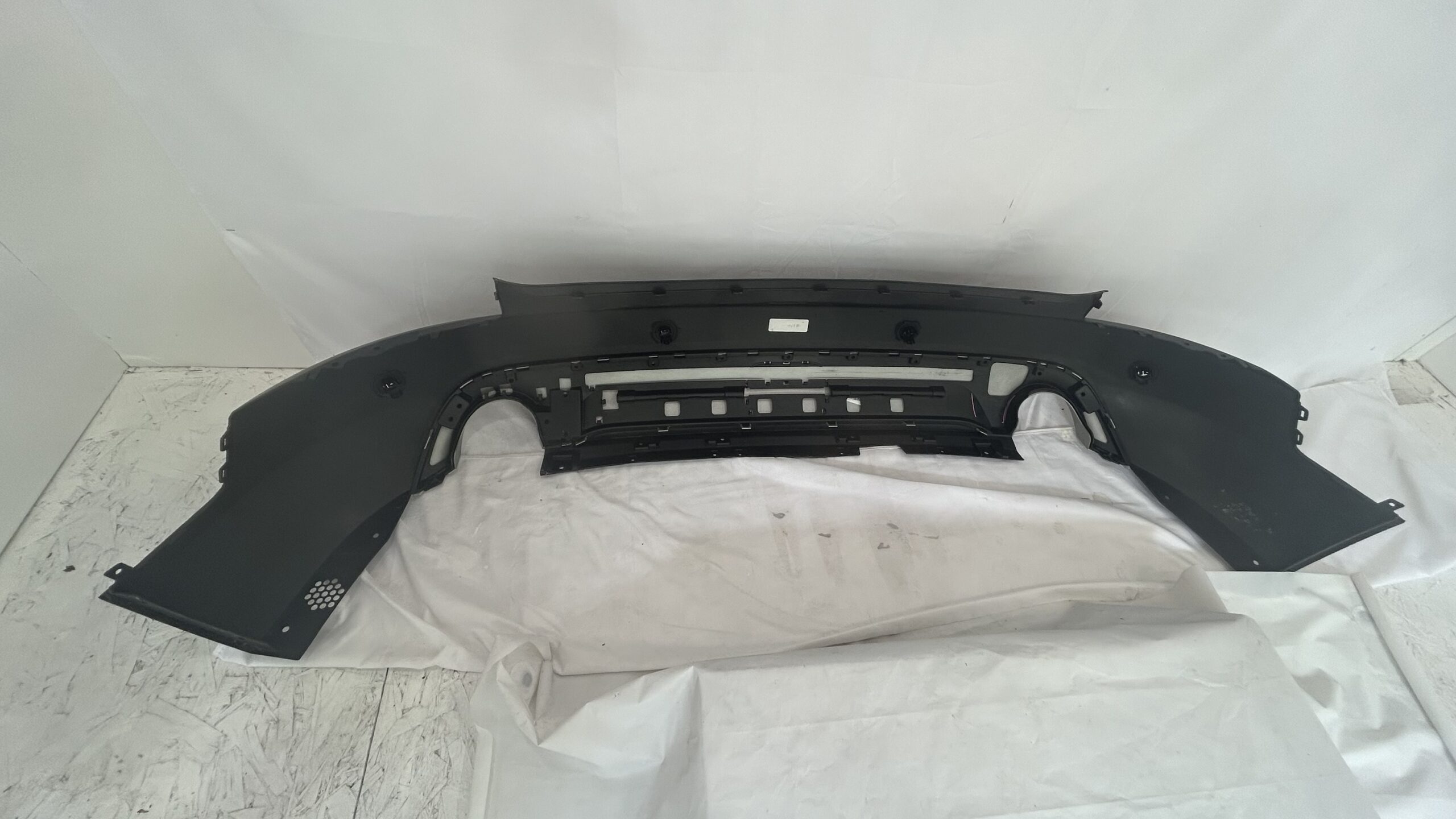2020-2024 Ford Escape Rear Bumper W/ Silver park assist