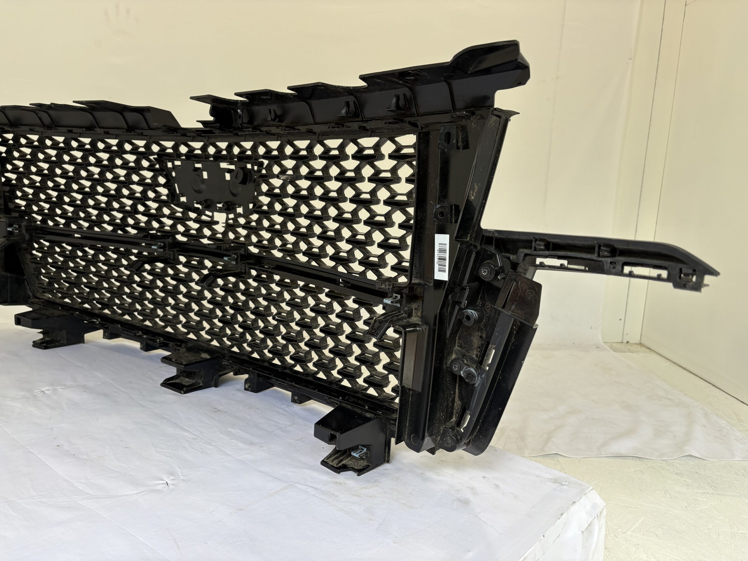 2021-2024 Cadillac Escalade Grille