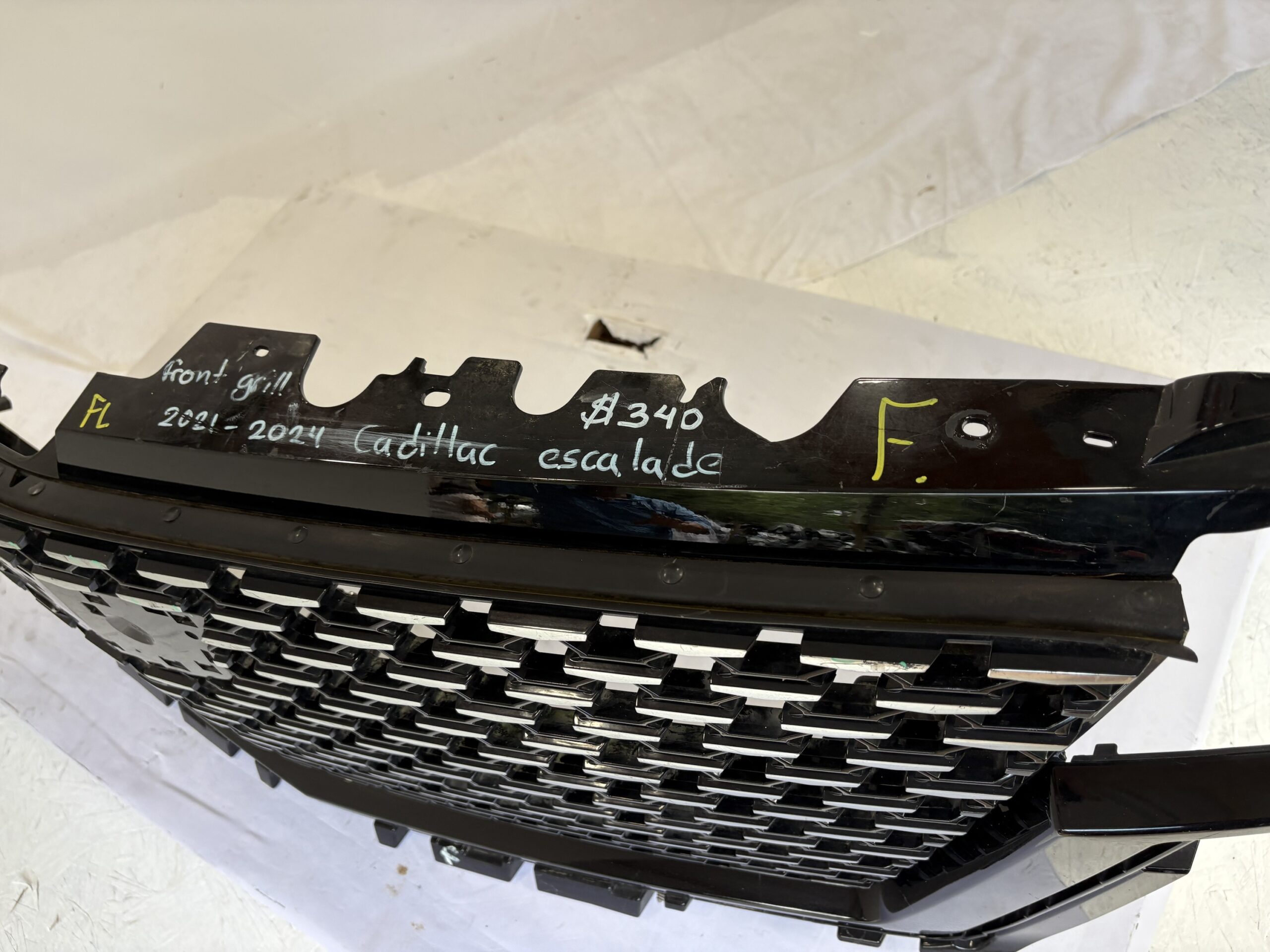 2021-2024 Cadillac Escalade Grille