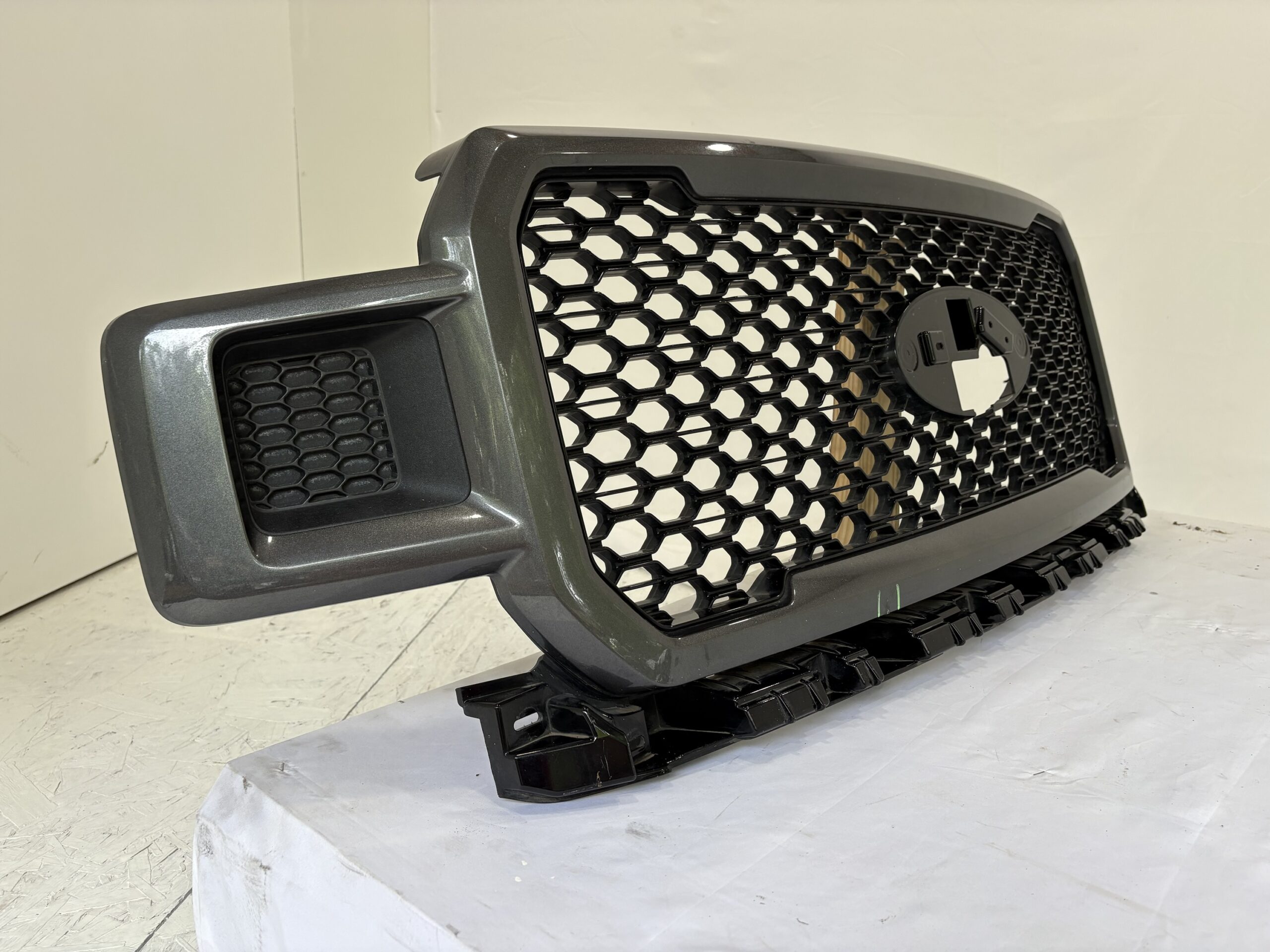 2018-2020 Ford F-150 Grille