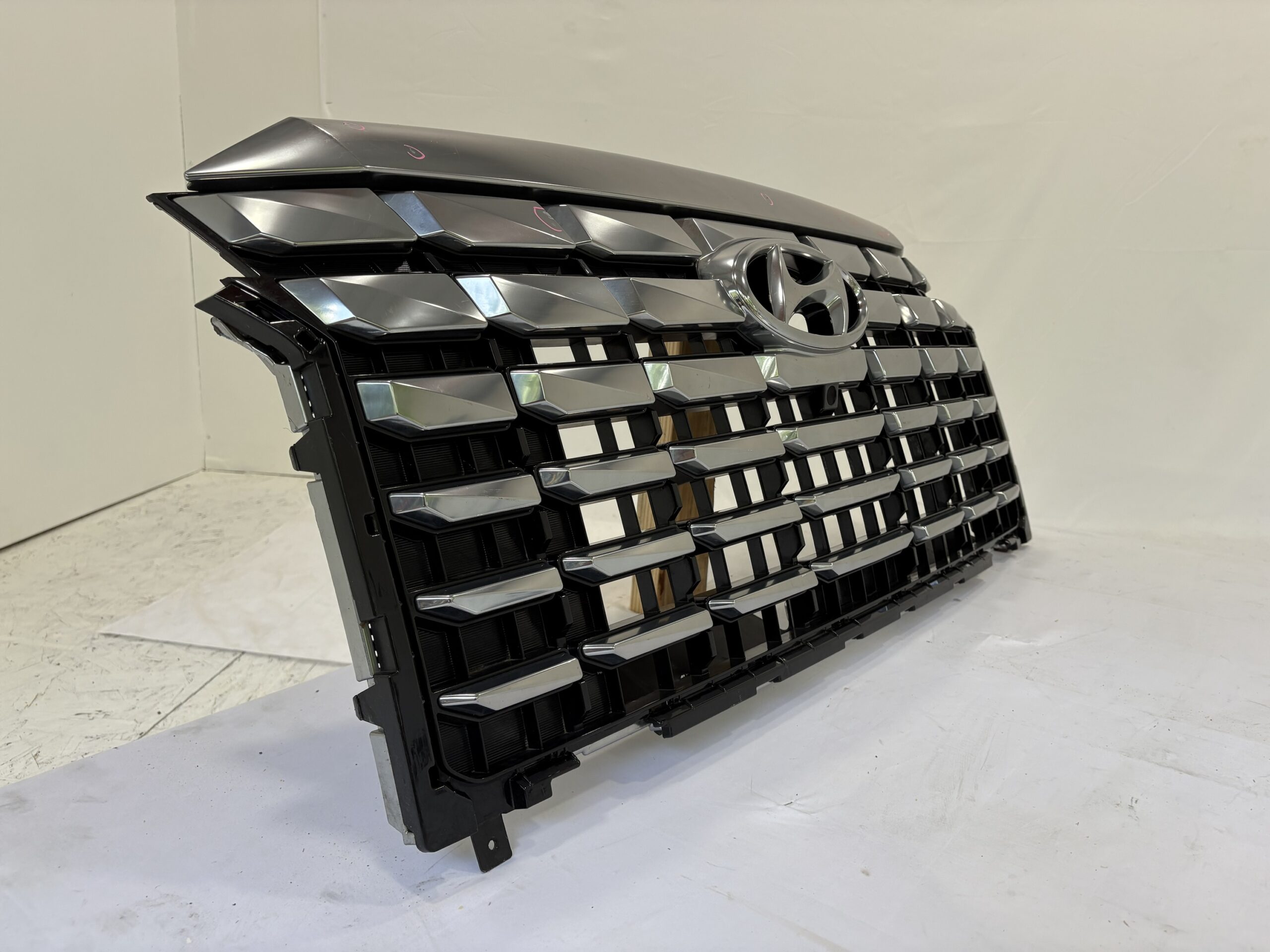 2023-2025 Hyundai Palisade Calligraphy Grille