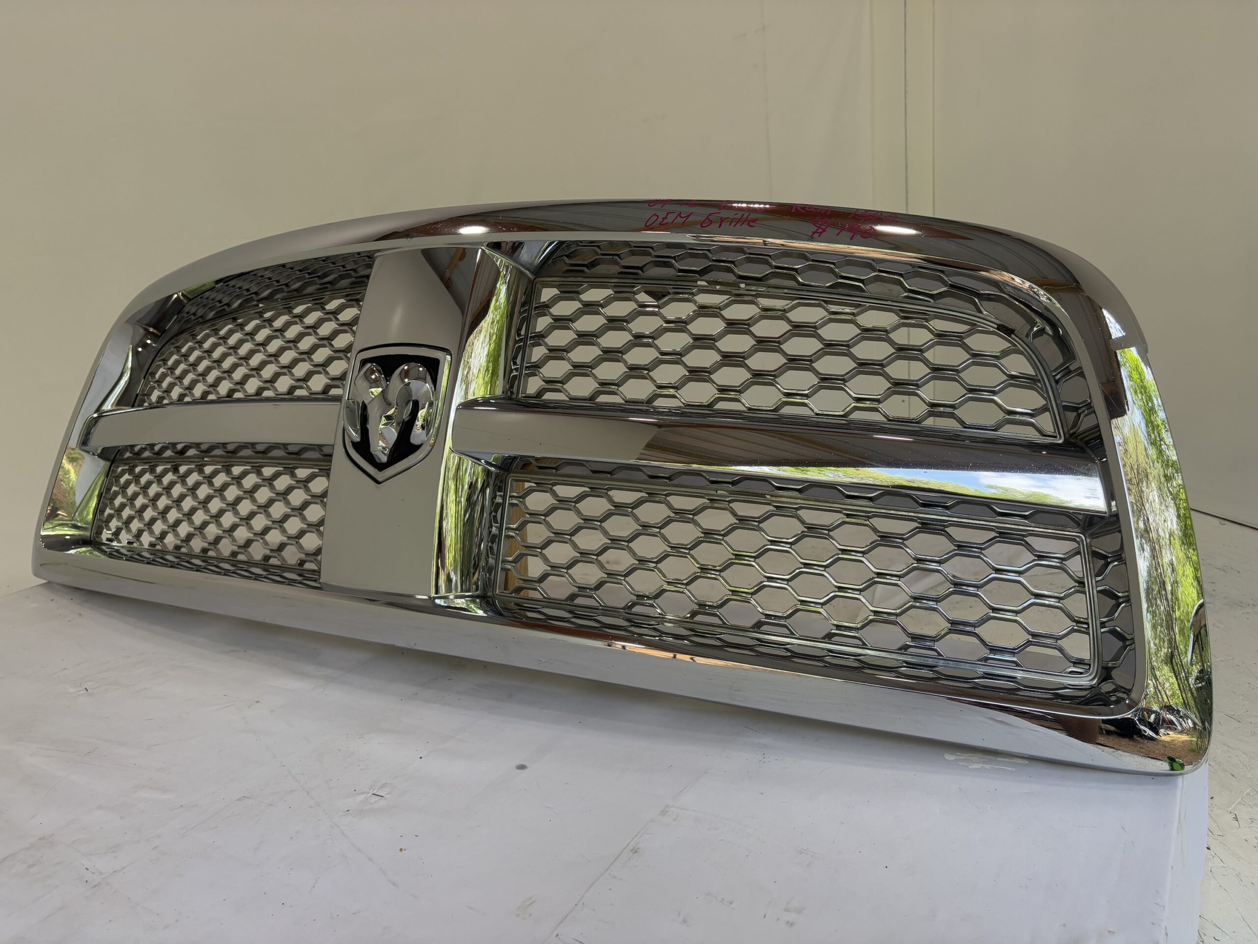 2009-2012 Dodge Ram 1500 Grille