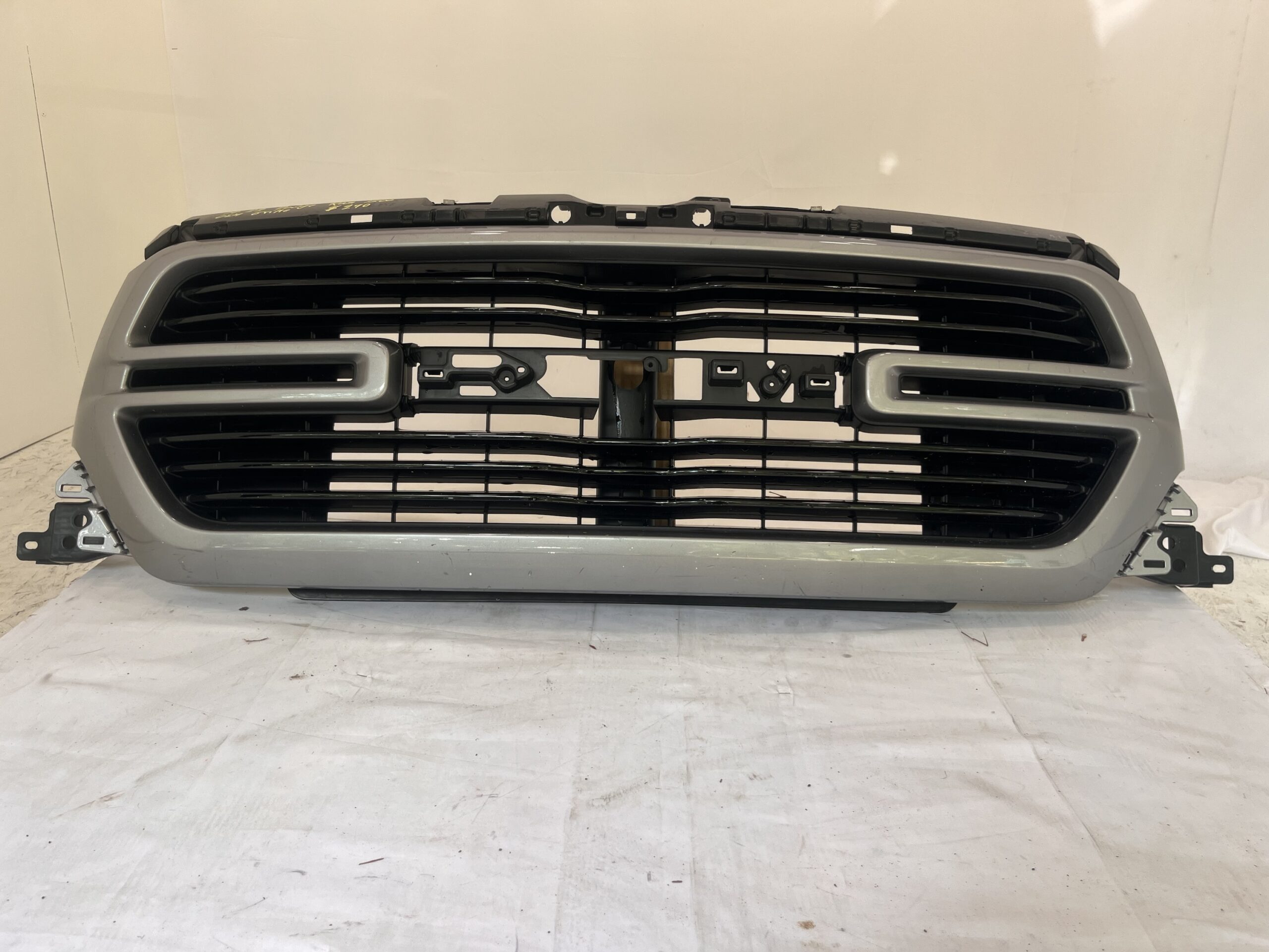 2019-2022 Dodge Ram 1500 Grille