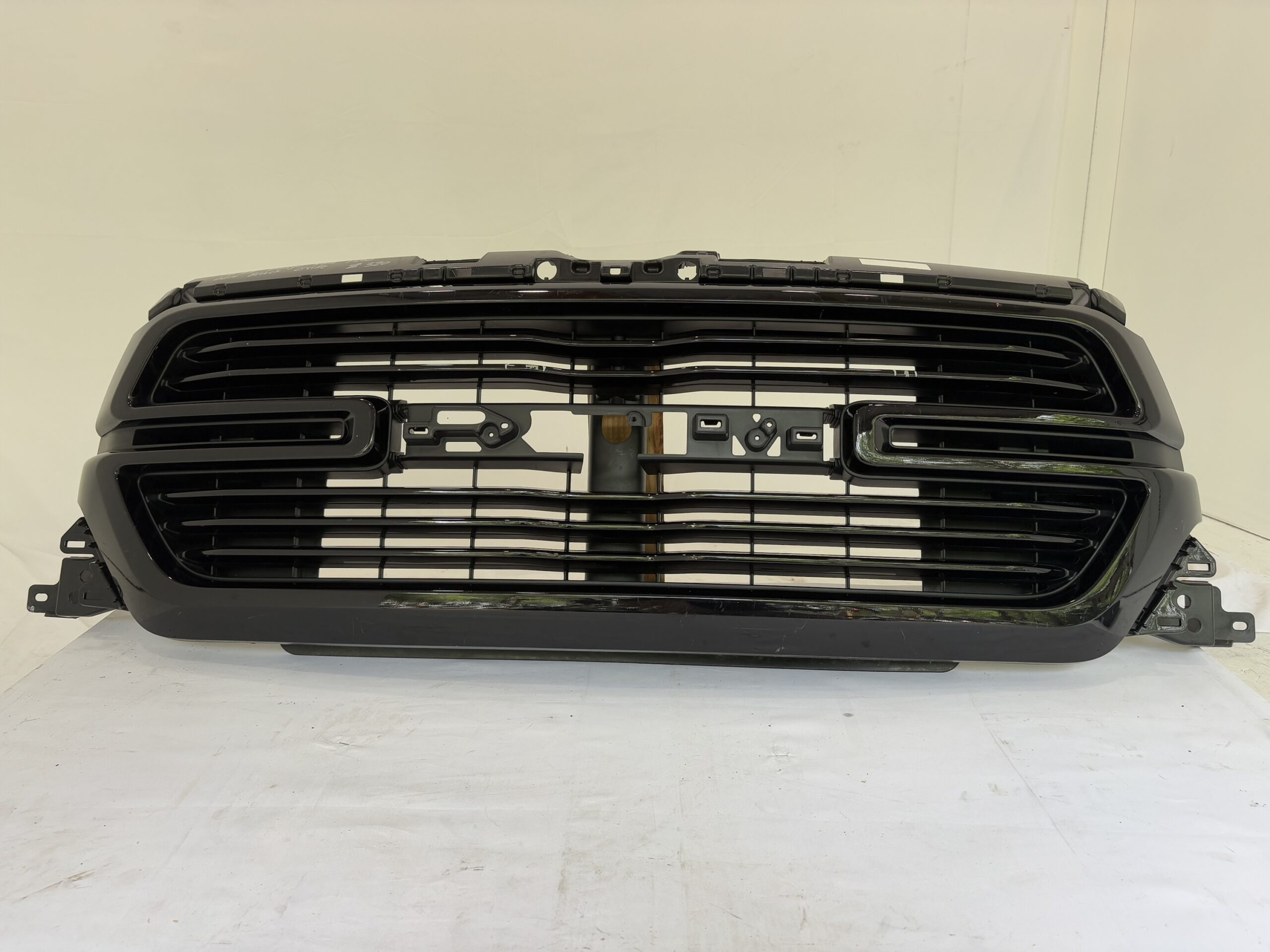 2019-2022 Dodge Ram 1500 Grille